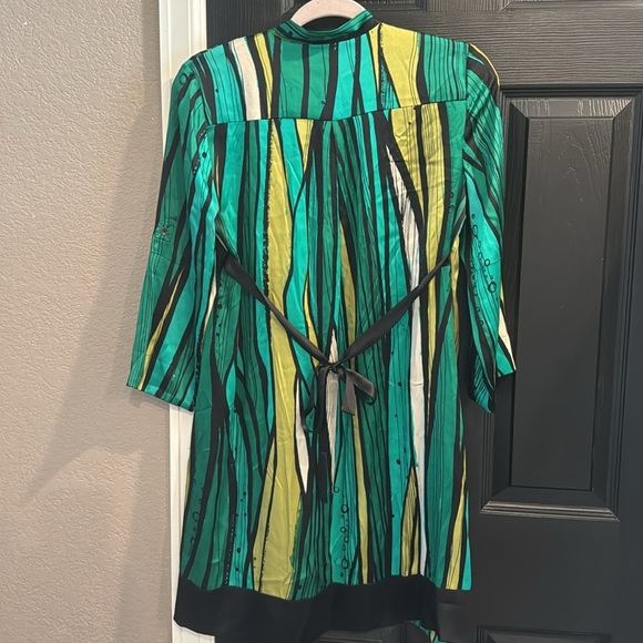 bebe Green and Yellow Striped blouse - Picture 5 of 5